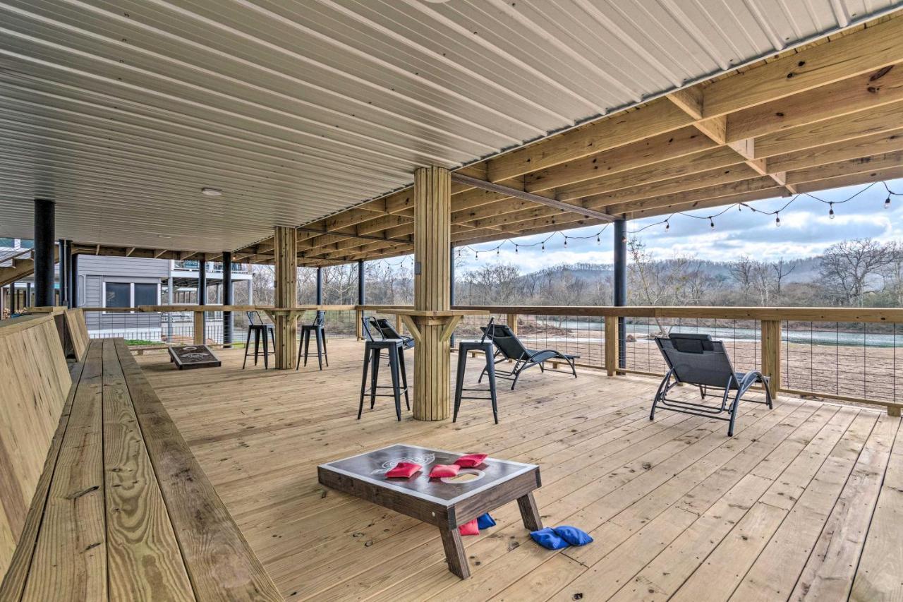 Upscale Riverfront Home With Beach And Fire Pit! Glenwood エクステリア 写真