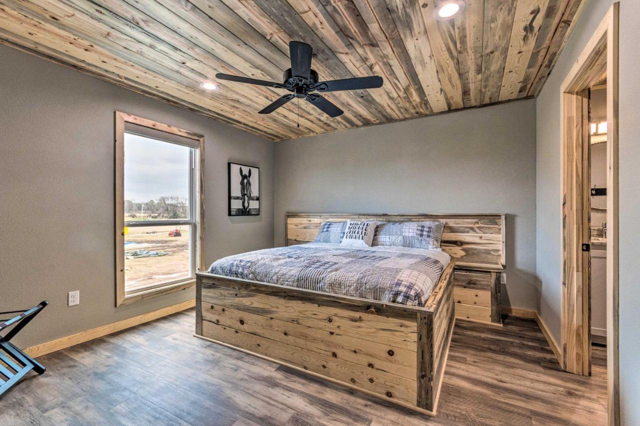 Upscale Riverfront Home With Beach And Fire Pit! Glenwood エクステリア 写真