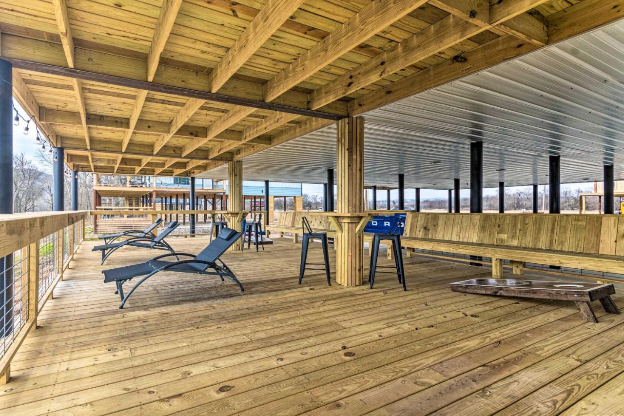 Upscale Riverfront Home With Beach And Fire Pit! Glenwood エクステリア 写真